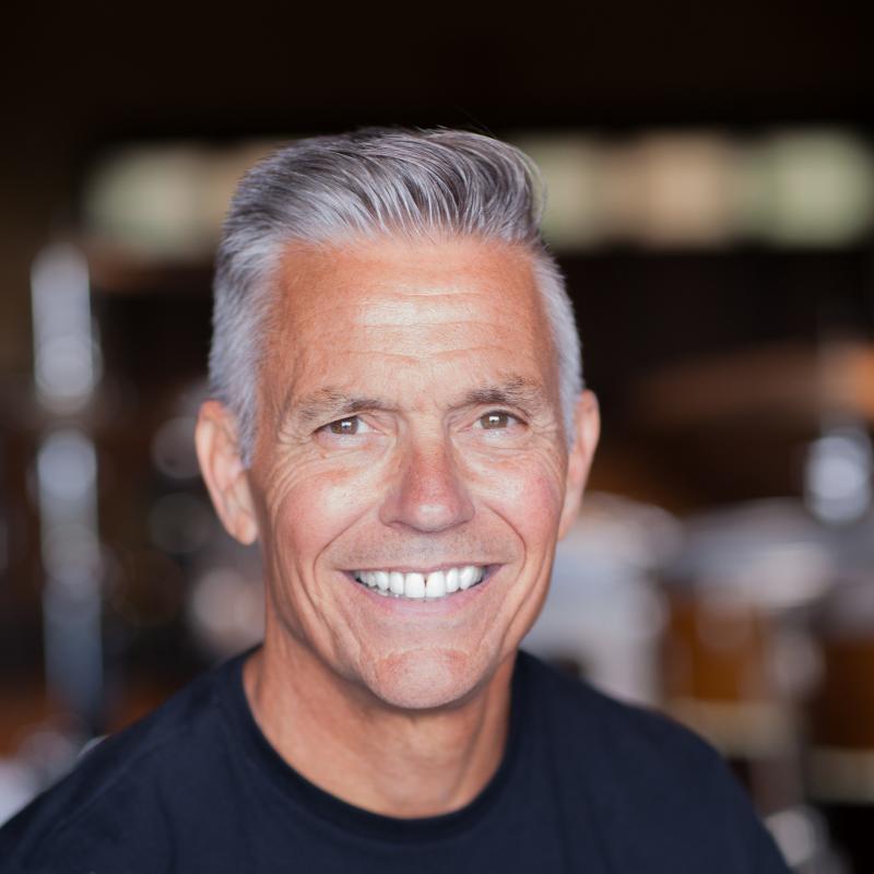 Portrait of Rick Anderson